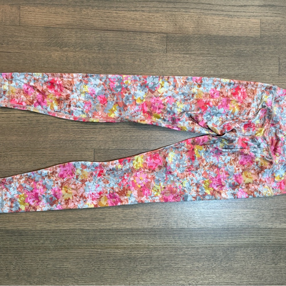 Lululemon Align Pant-Inflorescence Multi-28" inseam-Size 6 - Picture 7 of 11